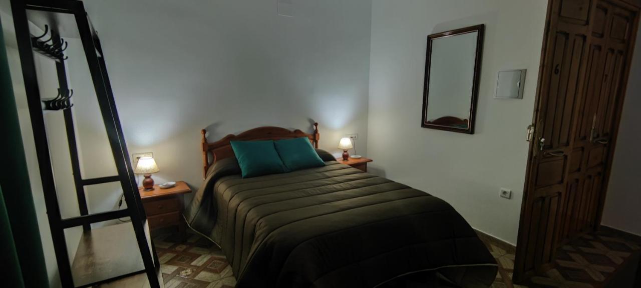 Appartement Rollo Campillo à Trujillo Extérieur photo